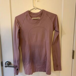 Lululemon Long Sleeve Top (no tag)